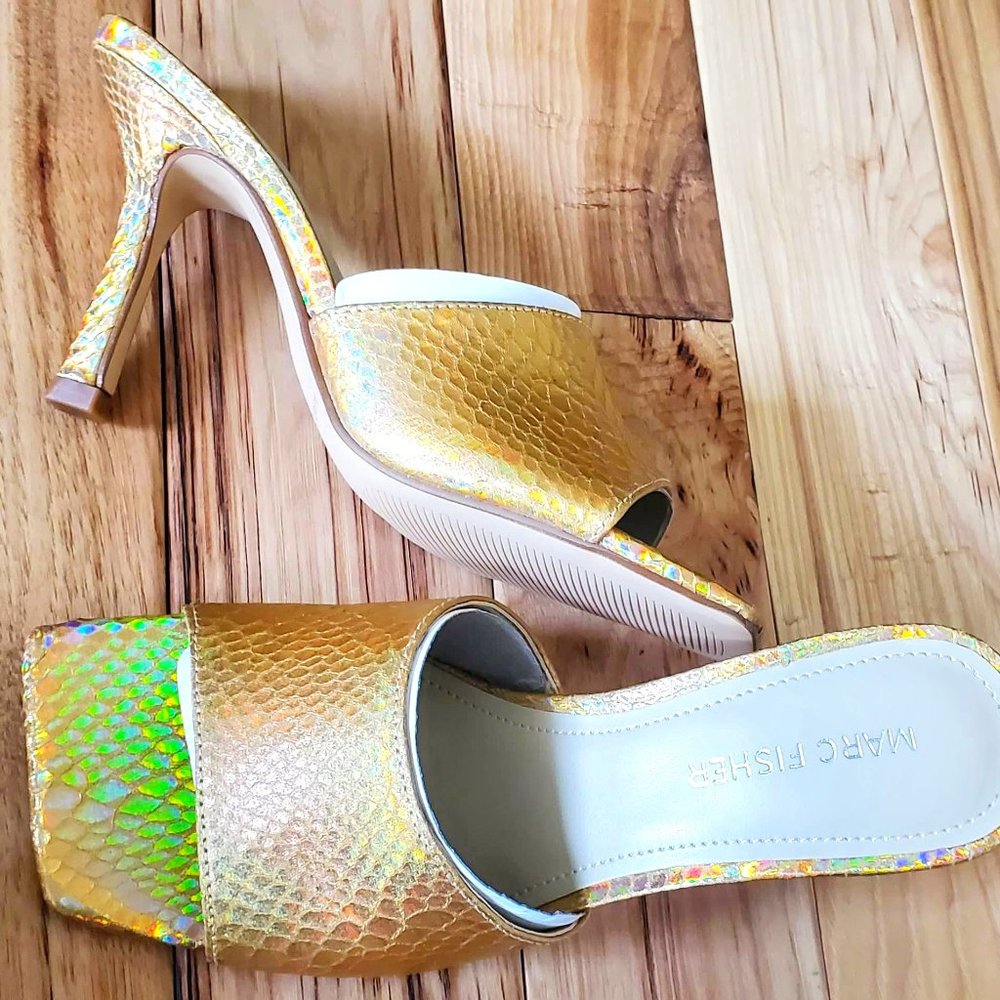 BNIB-Marc Fisher Gold Sandal-Danria